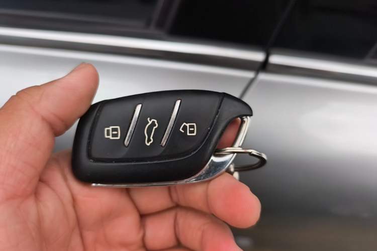 Used Roewe D7 2025 DMH 125km World Champion Edition Vehicle Key