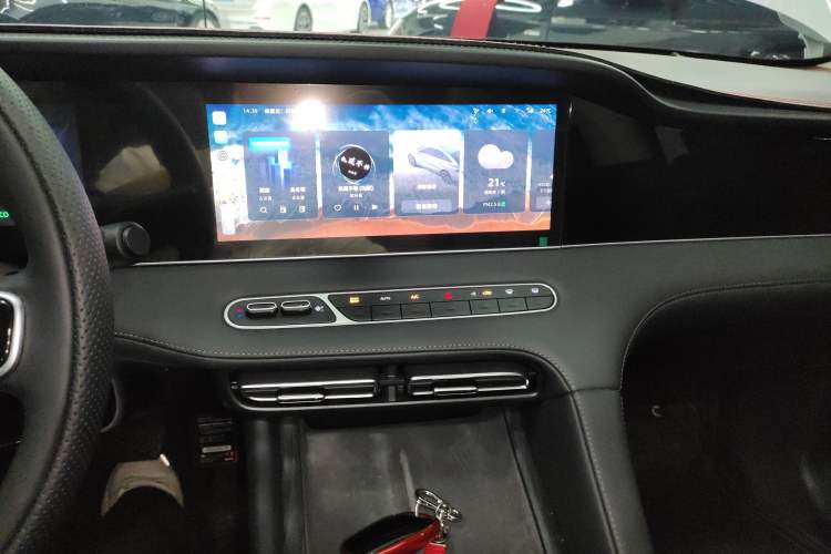Used Roewe D7 2025 DMH 125km World Champion Edition Audio And AC Panel