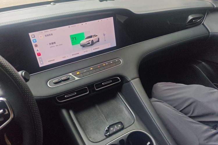 Used Roewe D7 2025 DMH 125km World Champion Edition Audio And AC Panel