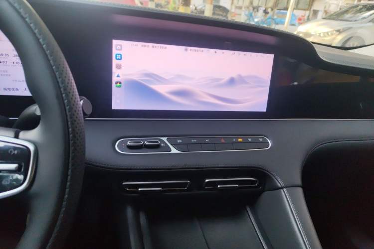 Used Roewe D7 2025 DMH 125km World Champion Edition Audio And AC Panel