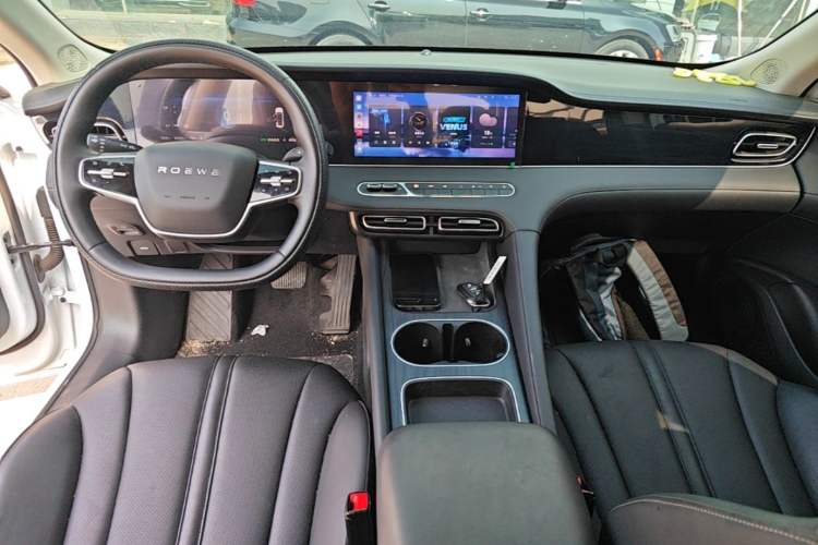Used Roewe D7 2025 DMH 125km World Champion Edition Center Console