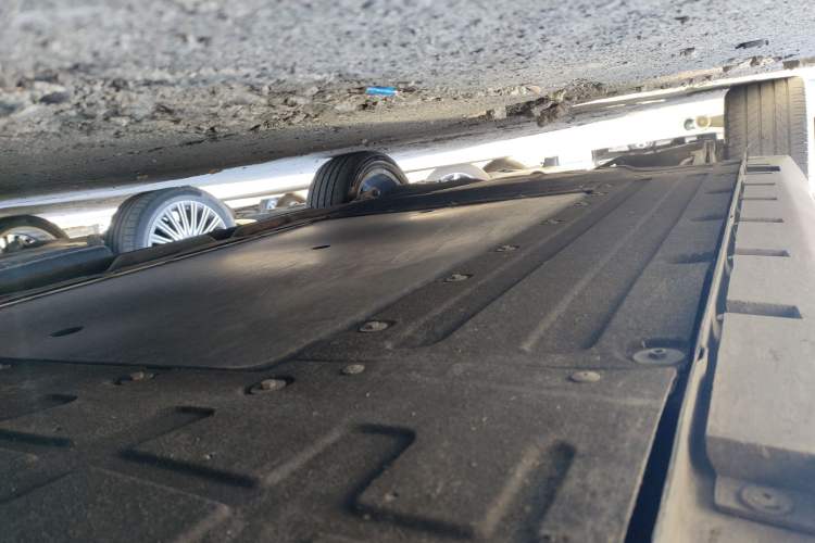 Used Roewe D7 2025 DMH 125km World Champion Excellence Edition Chassis Front Right