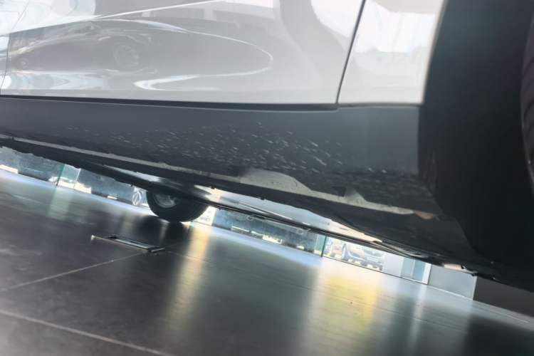 Used Roewe D7 2025 DMH 125km World Champion Edition Chassis Front Right