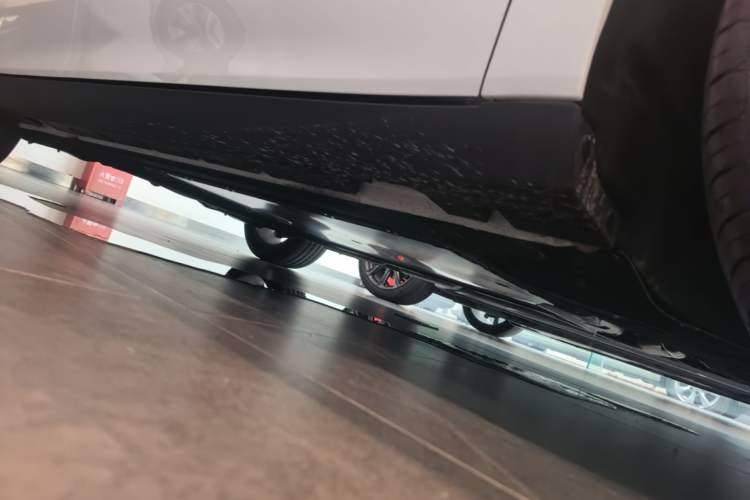 Used Roewe D7 2025 DMH 125km World Champion Edition Chassis Front Right