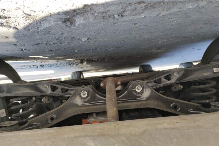 Used Roewe D7 2025 DMH 125km World Champion Excellence Edition Chassis Rear