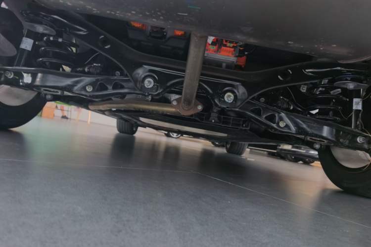 Used Roewe D7 2025 DMH 125km World Champion Edition Chassis Rear