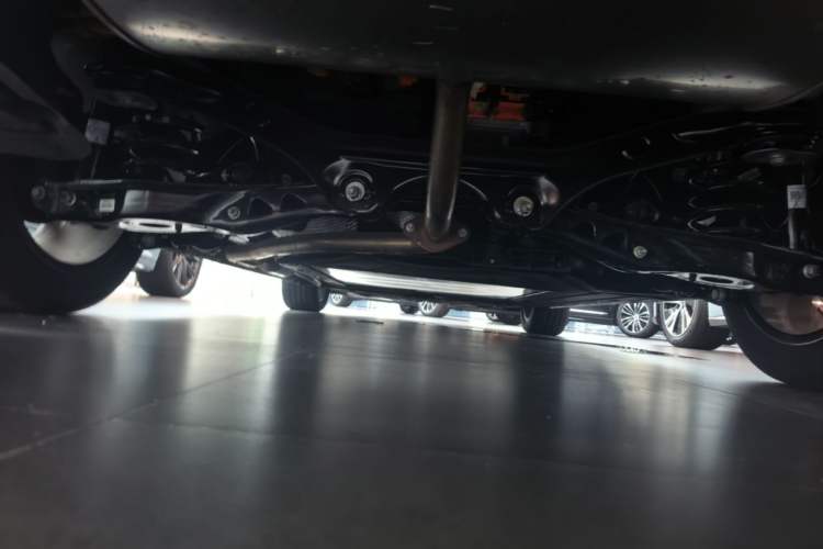 Used Roewe D7 2025 DMH 125km World Champion Edition Chassis Rear