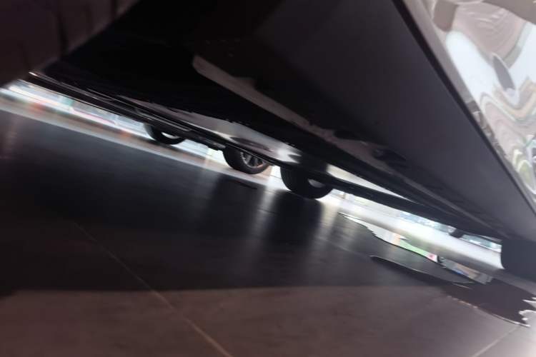 Used Roewe D7 2025 DMH 125km World Champion Edition Chassis Rear Right