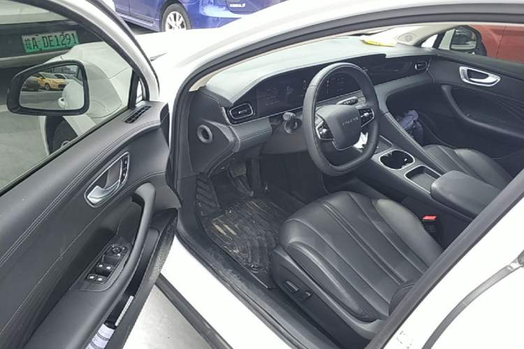 Used Roewe D7 2025 DMH 125km World Champion Edition Driver Seat
