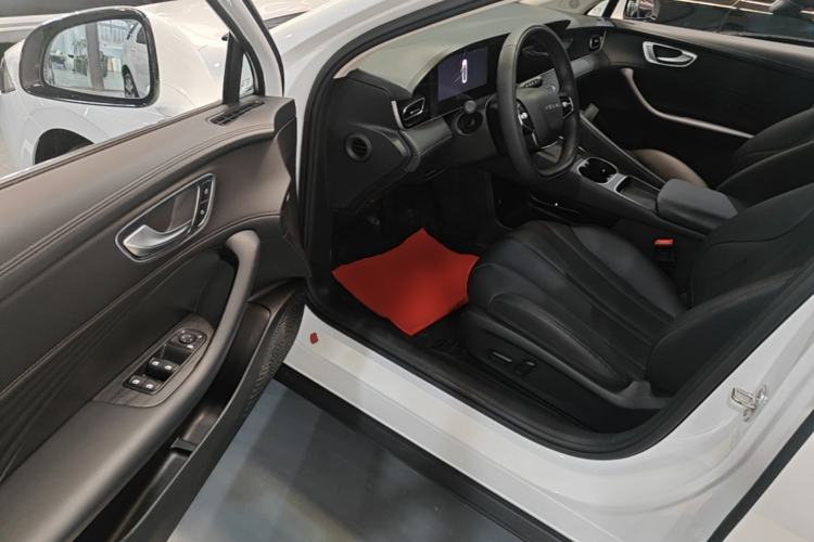 Used Roewe D7 2025 DMH 125km World Champion Edition Driver Seat