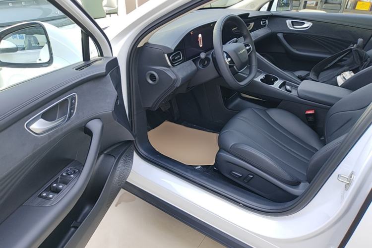 Used Roewe D7 2025 DMH 125km World Champion Excellence Edition Driver Seat