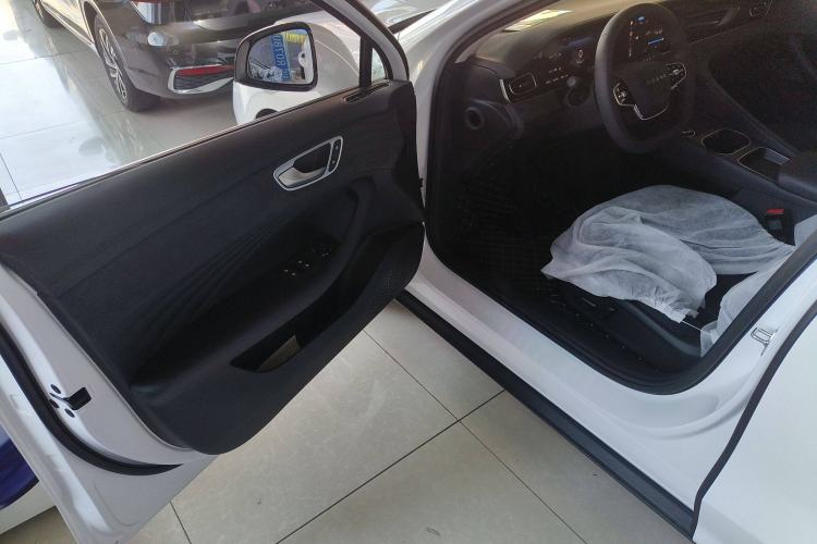 Used Roewe D7 2025 DMH 125km World Champion Excellence Edition Driver Seat
