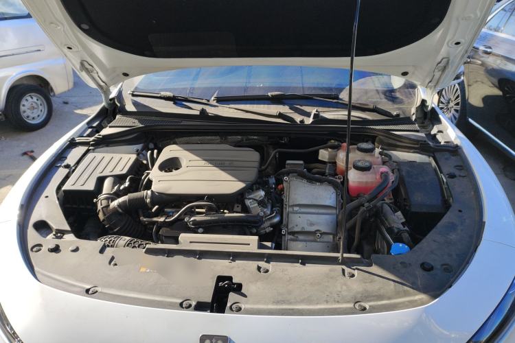 Used Roewe D7 2025 DMH 125km World Champion Excellence Edition Engine Bay