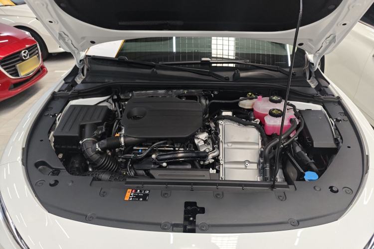 Used Roewe D7 2025 DMH 125km World Champion Edition Engine Bay