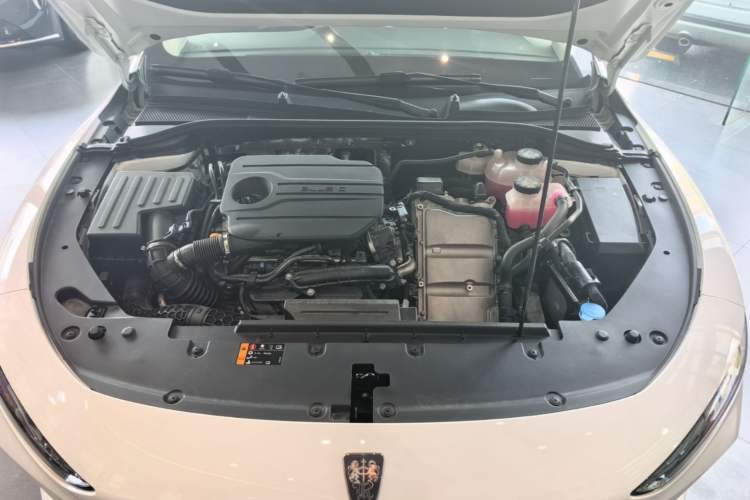 Used Roewe D7 2025 DMH 125km World Champion Edition Engine Bay