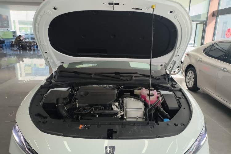 Used Roewe D7 2025 DMH 125km World Champion Edition Engine Bay