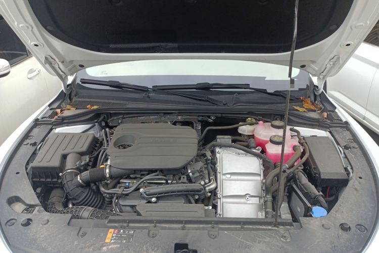 Used Roewe D7 2025 DMH 125km World Champion Excellence Edition Engine Bay