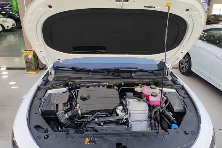Used Roewe D7 2025 DMH 125km World Champion Excellence Edition Engine Bay