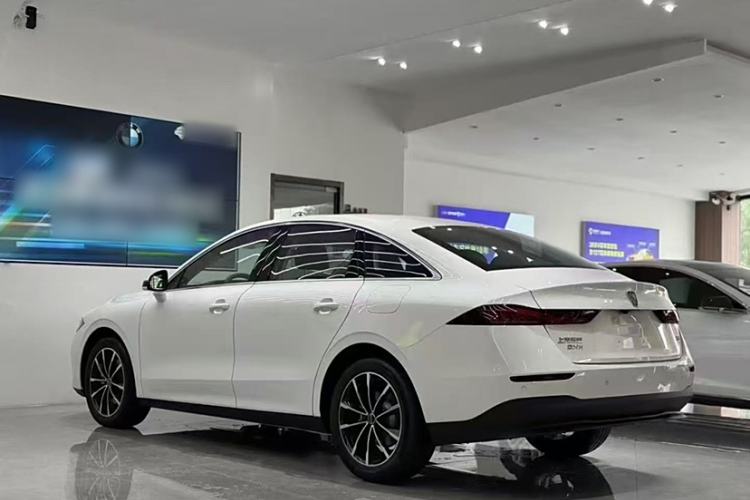 Used Roewe D7 2025 DMH 125km World Champion Edition Exterior 2