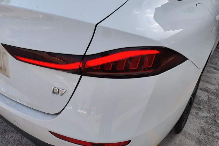 Used Roewe D7 2025 DMH 125km World Champion Edition Exterior 3