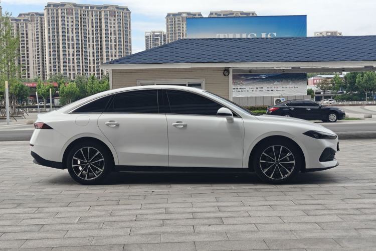 Used Roewe D7 2025 DMH 125km World Champion Edition Exterior 3
