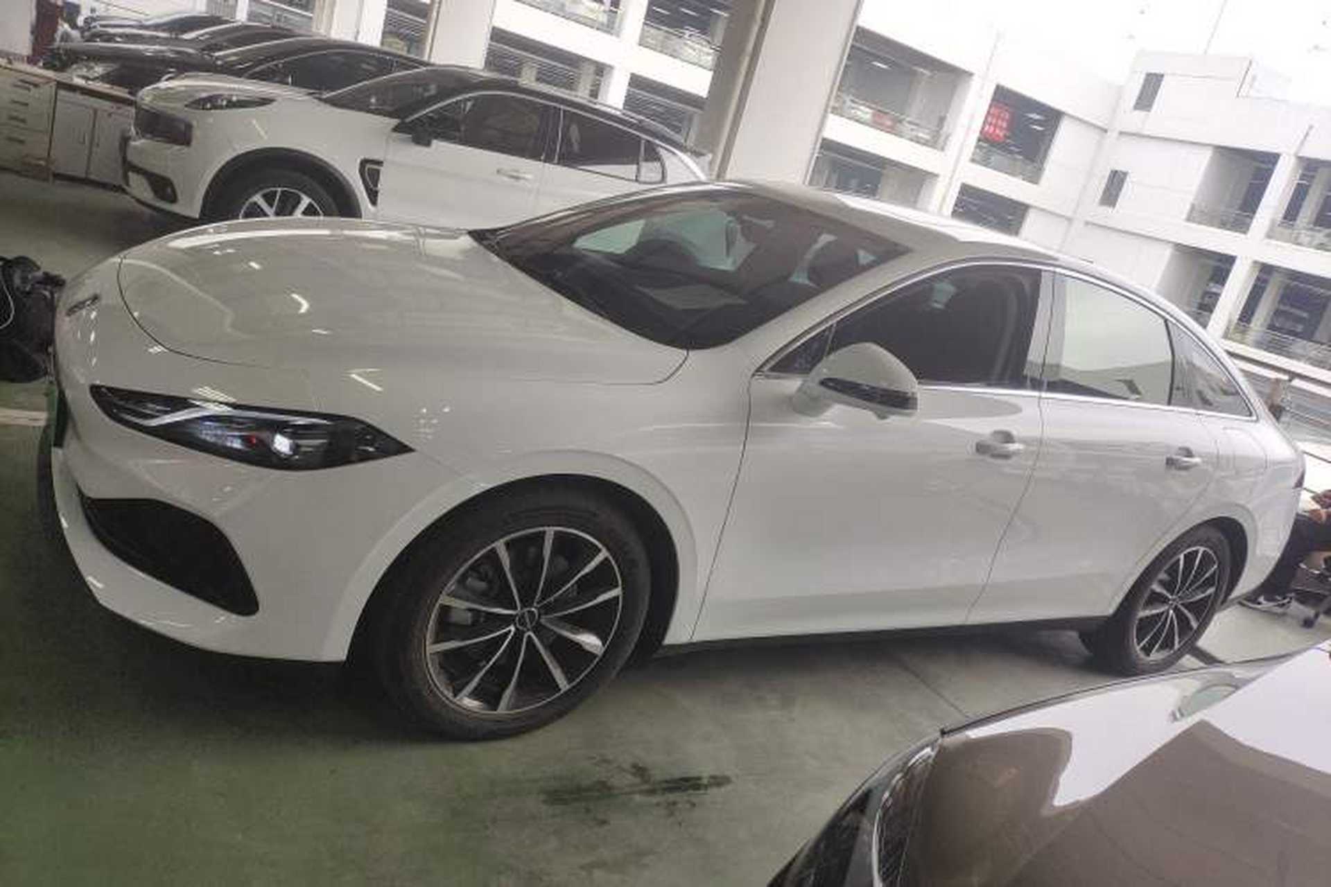 Used Roewe D7 2025 DMH 125 Excellence Edition Exterior 3