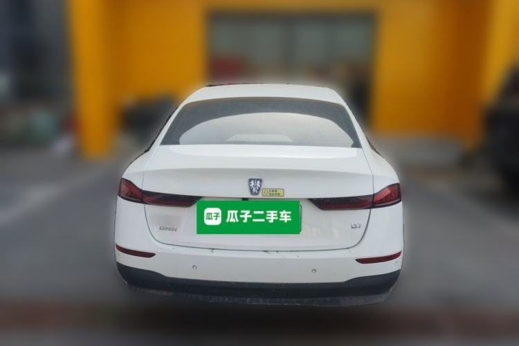 Used Roewe D7 2025 DMH 125km World Champion Edition Exterior 4