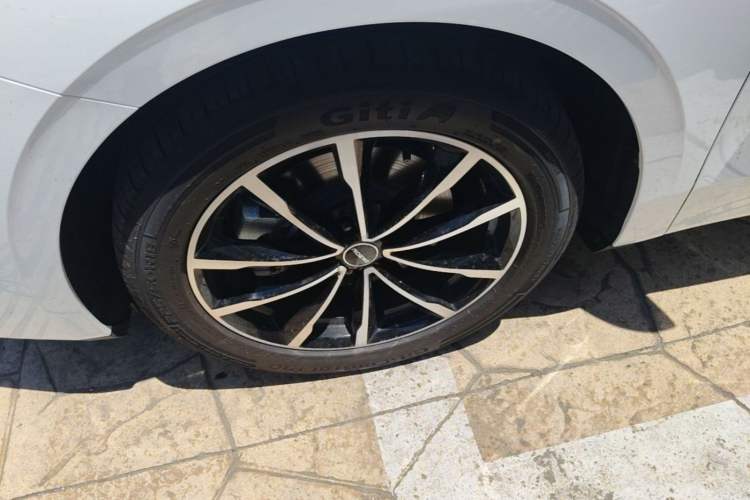 Used Roewe D7 2025 DMH 125km World Champion Excellence Edition Exterior 4