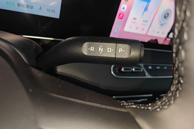Used Roewe D7 2025 DMH 125km World Champion Edition Gear Lever