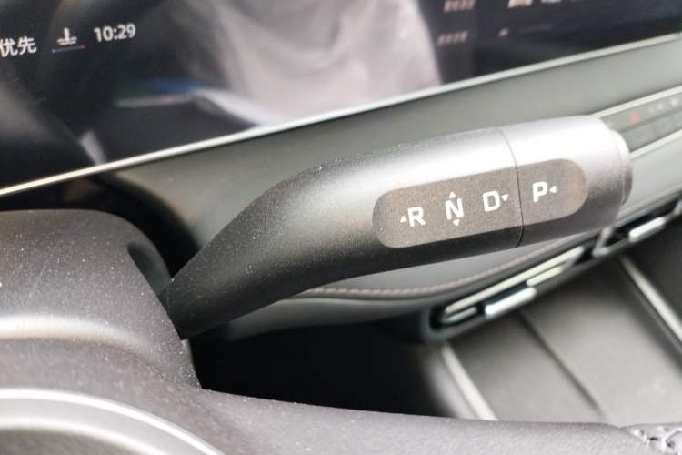 Used Roewe D7 2025 DMH 125km World Champion Edition Gear Lever