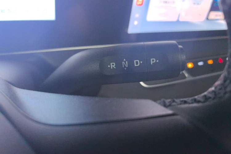 Used Roewe D7 2025 DMH 125km World Champion Edition Gear Lever