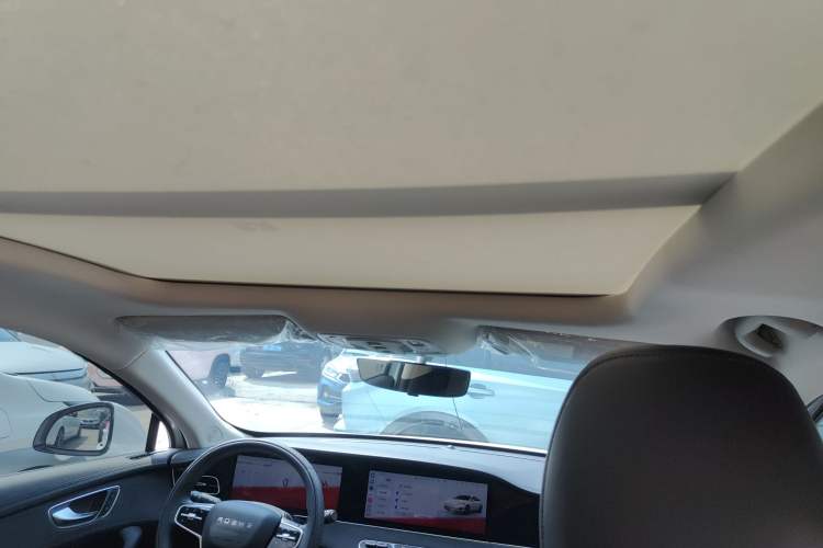 Used Roewe D7 2025 DMH 125km World Champion Excellence Edition Headliner
