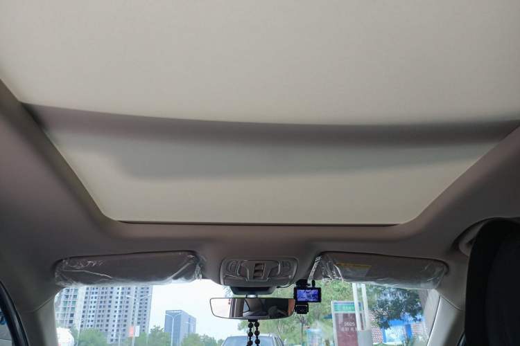 Used Roewe D7 2025 DMH 125km World Champion Excellence Edition Headliner
