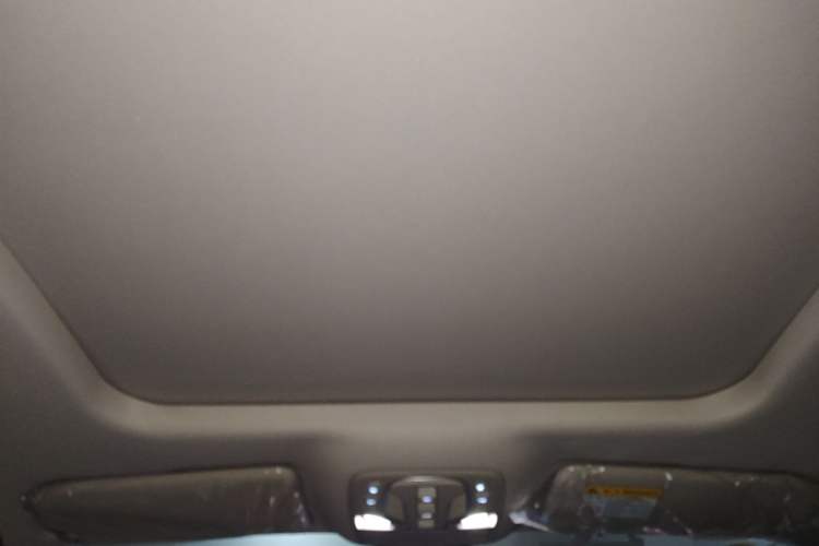 Used Roewe D7 2025 DMH 125km World Champion Excellence Edition Headliner