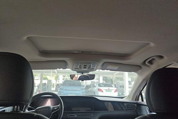 Used Roewe D7 2025 DMH 125km World Champion Edition Headliner