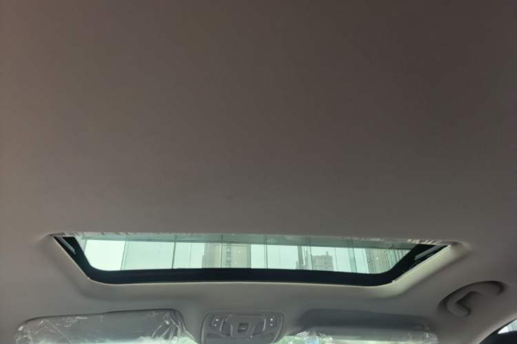 Used Roewe D7 2025 DMH 125km World Champion Edition Headliner
