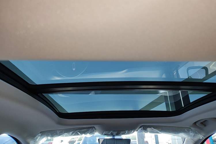 Used Roewe D7 2025 DMH 125km World Champion Excellence Edition Headliner