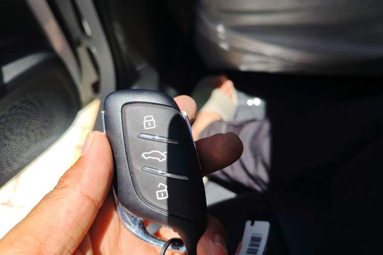 Used Roewe D7 2025 DMH 125km World Champion Excellence Edition Interior 1