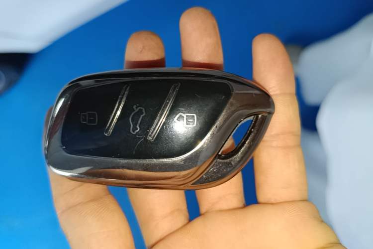 Used Roewe D7 2025 DMH 125km World Champion Edition Interior 1