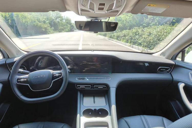 Used Roewe D7 2025 DMH 125km World Champion Edition Interior 1