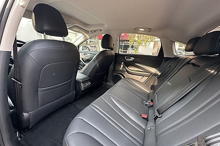 Used Roewe D7 2025 DMH 125km World Champion Edition Interior 3