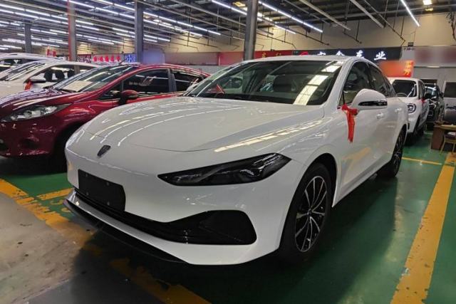 Used Roewe D7 2025 DMH 125km World Champion Edition