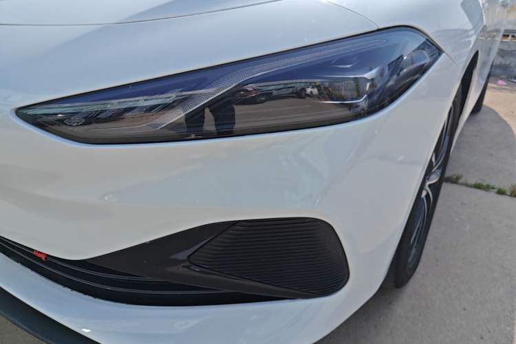 Used Roewe D7 2025 DMH 125km World Champion Edition Left Front Headlight