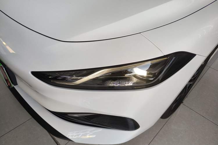 Used Roewe D7 2025 DMH 125km World Champion Excellence Edition Left Front Headlight