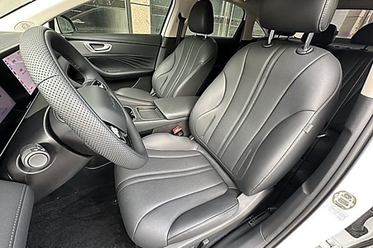 Used Roewe D7 2025 DMH 125km World Champion Edition Left Front Seat