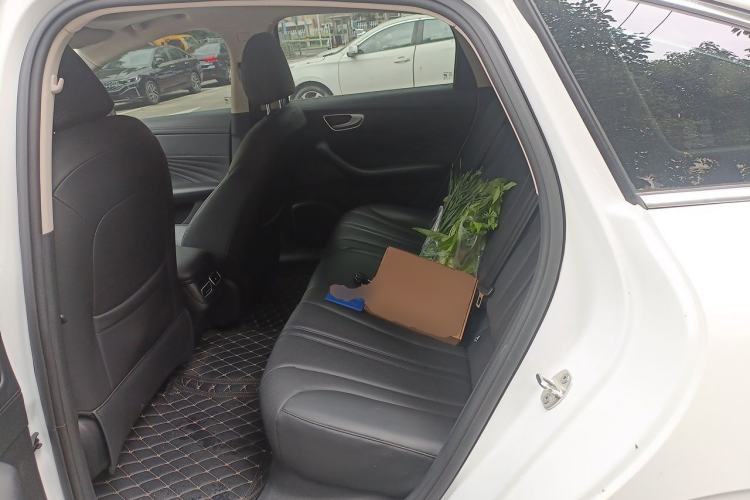 Used Roewe D7 2025 DMH 125km World Champion Edition Left Rear Seat