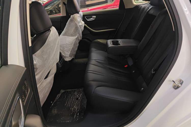 Used Roewe D7 2025 DMH 125km World Champion Edition Left Rear Seat