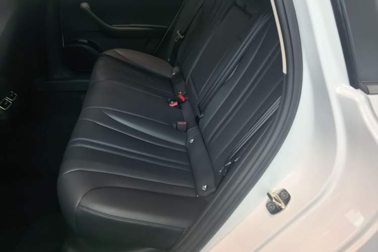 Used Roewe D7 2025 DMH 125km World Champion Edition Left Rear Seat
