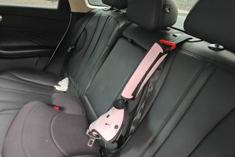 Used Roewe D7 2025 DMH 125km World Champion Edition Left Rear Seat
