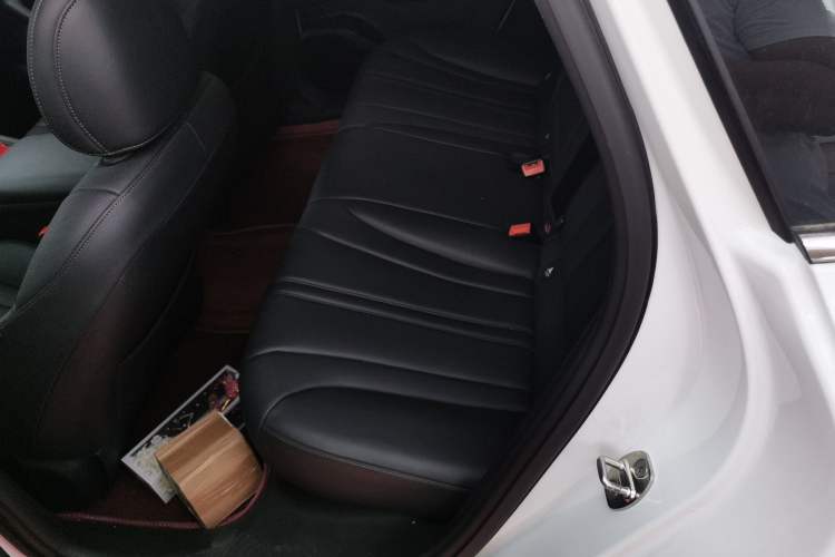 Used Roewe D7 2025 DMH 125km World Champion Edition Left Rear Seat